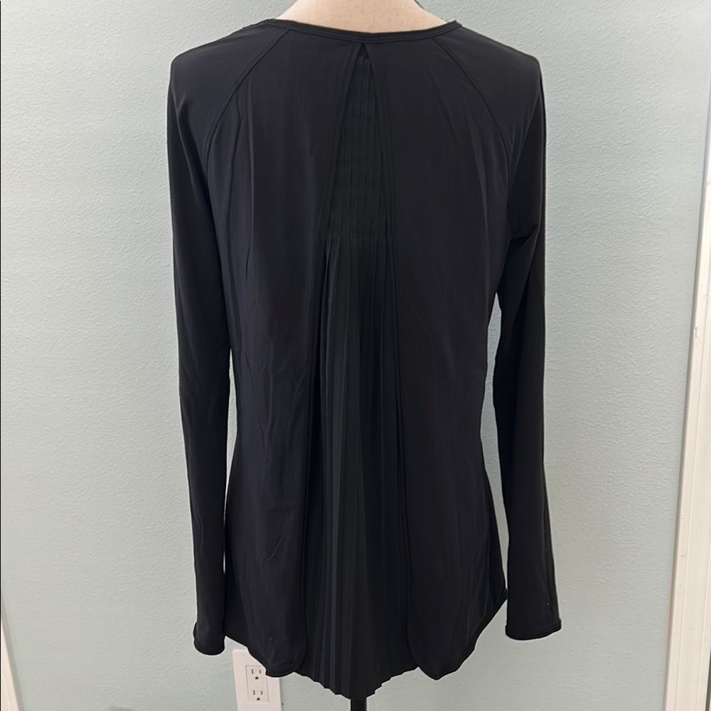 Lululemon Black Long Sleeve Plated Top Size 10